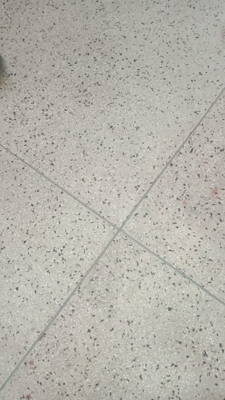 Piso de granito polido com acabamento premium - Rio de Janeiro